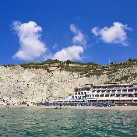 Hotel Vittorio Beach Resort Barano dʼIschia Chambre photo