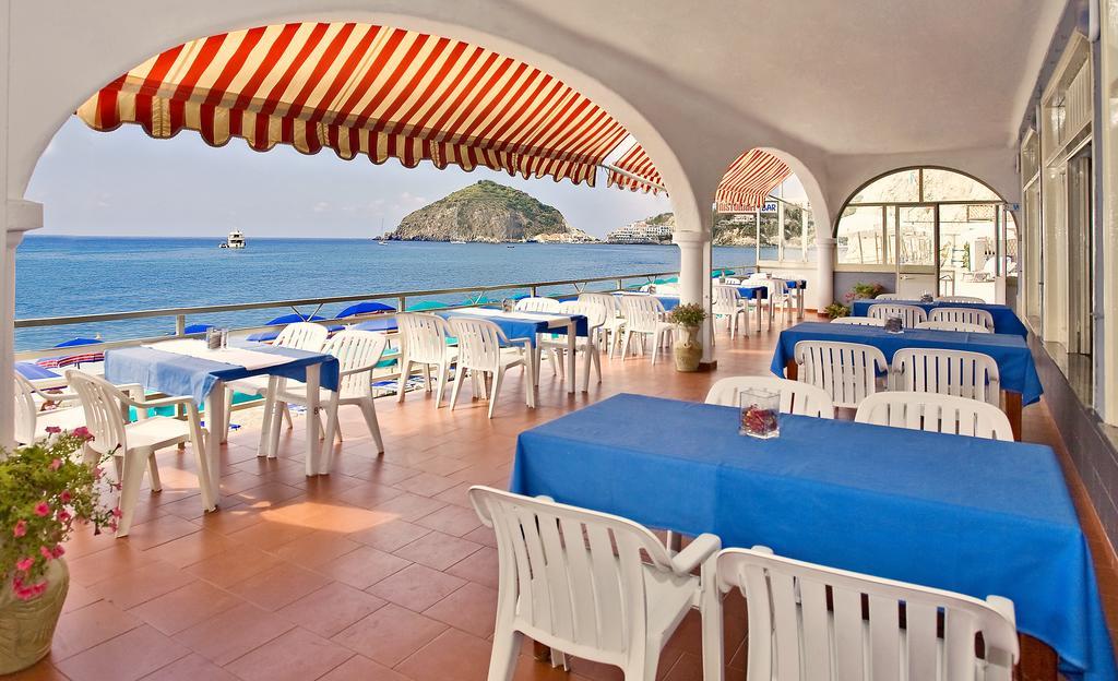 Hotel Vittorio Beach Resort Barano dʼIschia Extérieur photo